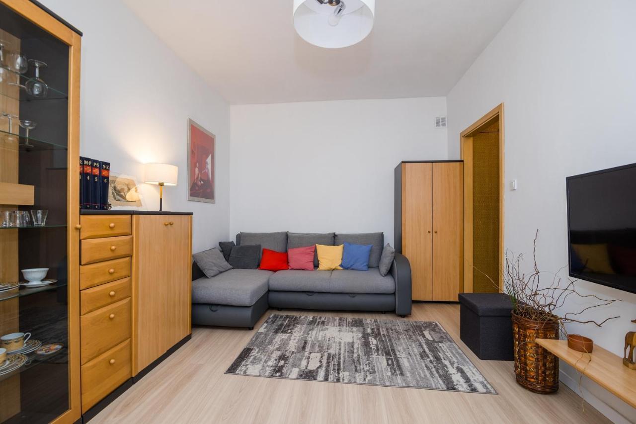 Shortstaypoland Plac Dabrowskiego B140 Varşovia Exterior foto